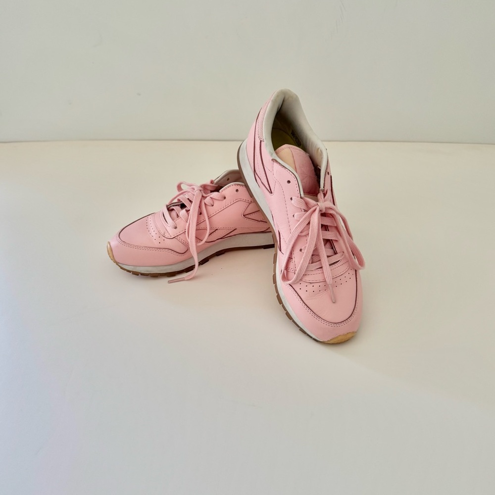 Reebok Women's Pink Sneakers